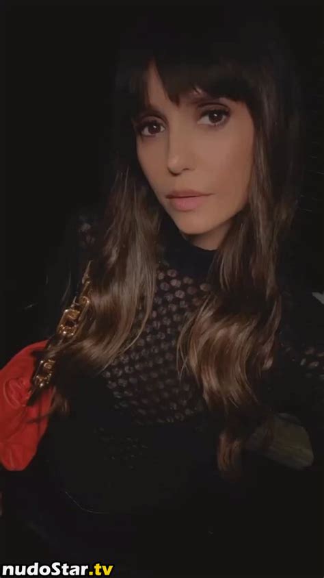 Nina A Nude (88) .